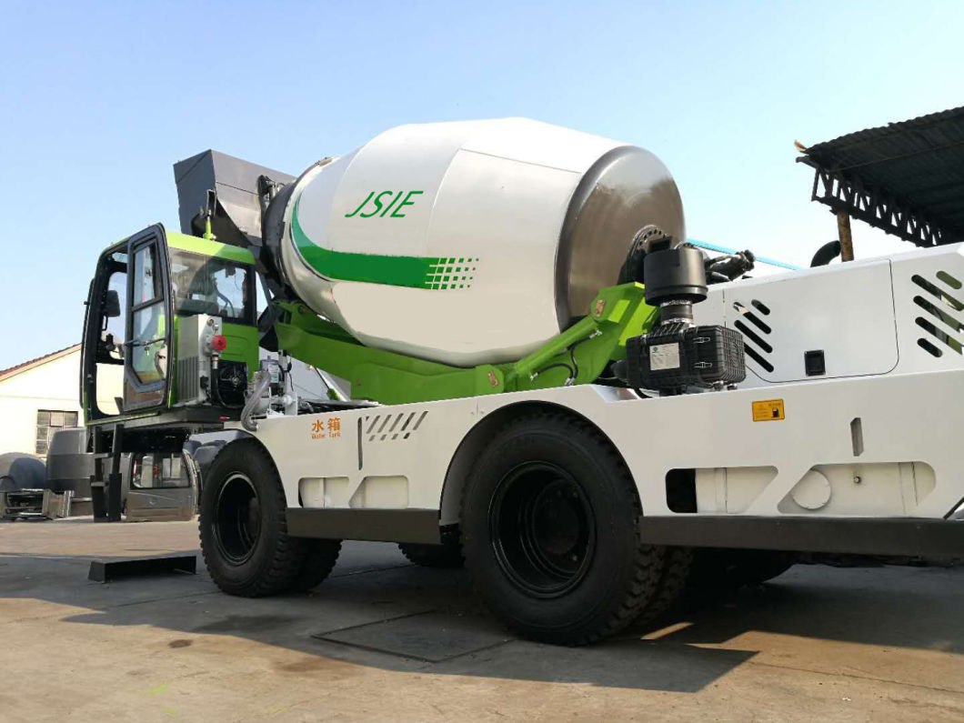 2.6 M&sup3; Self-Loading Concrete Mixer Truck