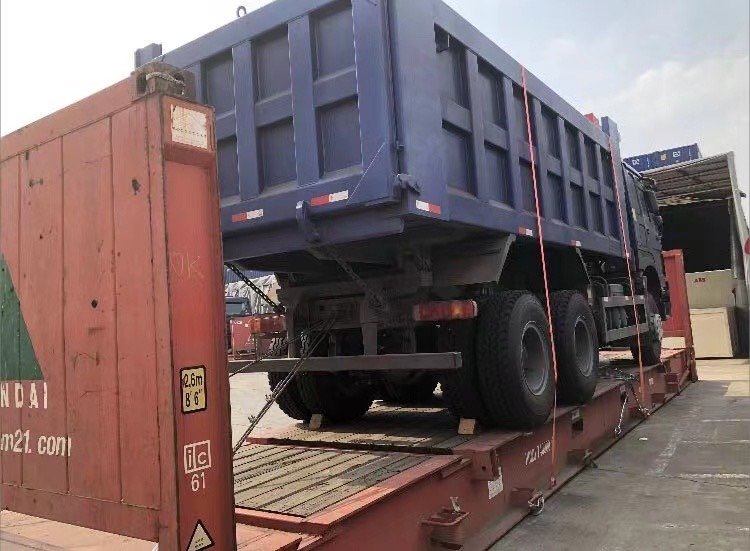 Sinotruk HOWO 6X4 Heavy Duty Truck Dump Truck