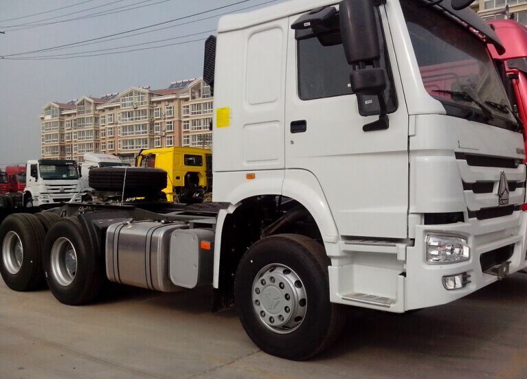 Sinotruk Hohan N7 Truck Tractor