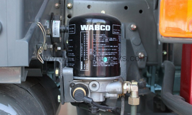 Hot Sale Sinotruk HOWO 10 Wheelers Truck Tractor with 371HP 420HP