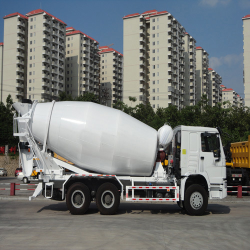 Sinotruk 4*2 HOWO Concrete Mixer Truck