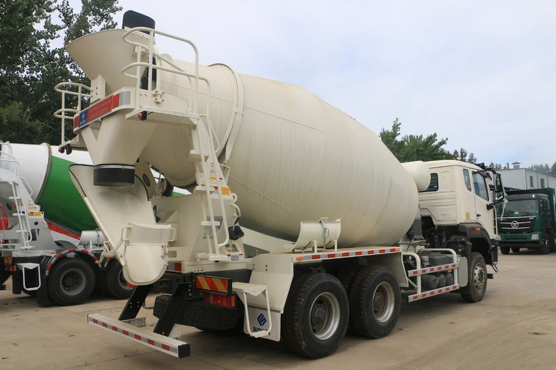 Sinotruk Hohan 6X4 10m3 Concrete Mixer Truck. 