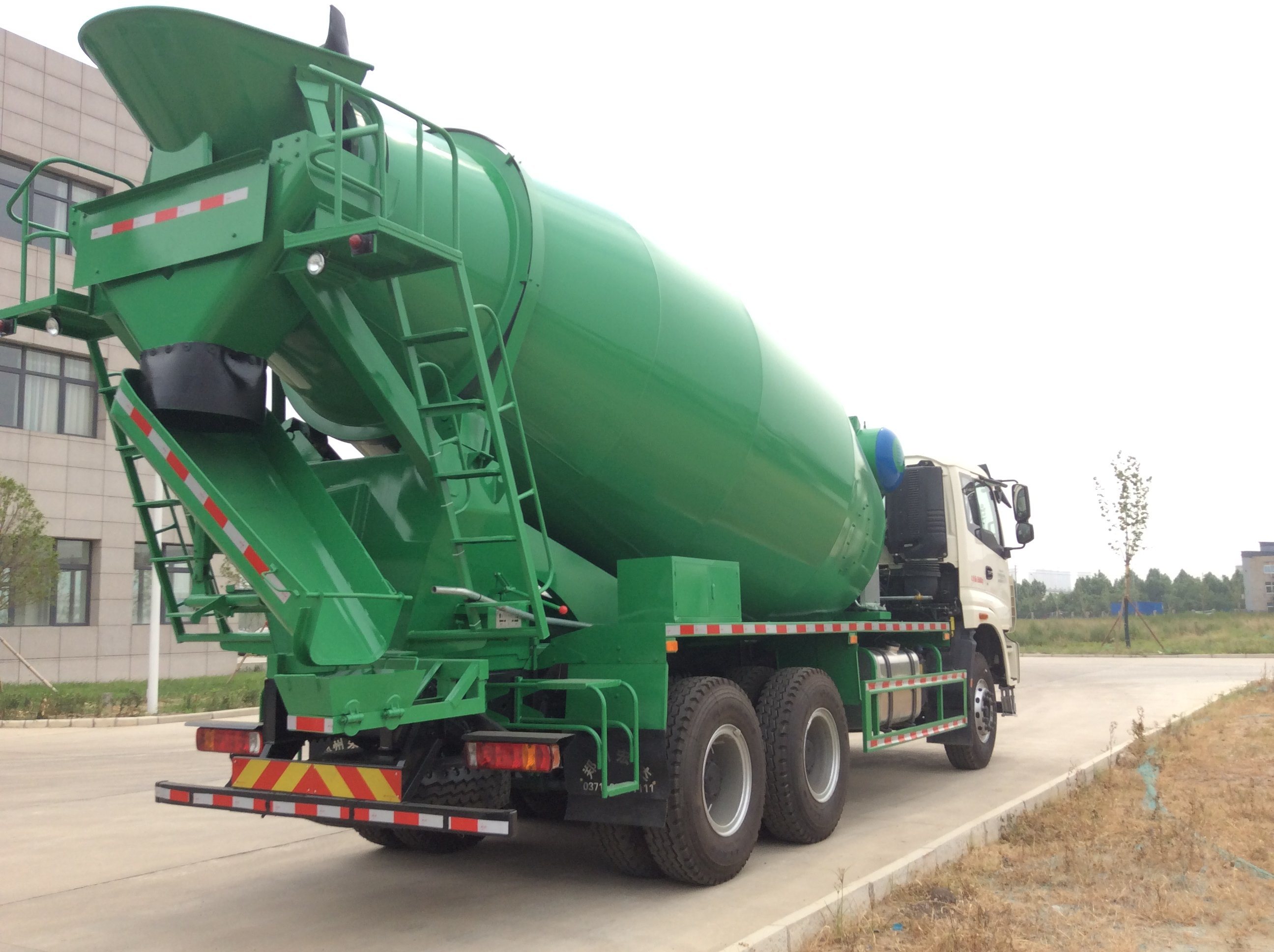 HOWO 6X4 Concrete Mixer Truck Cement Transportation Truck
