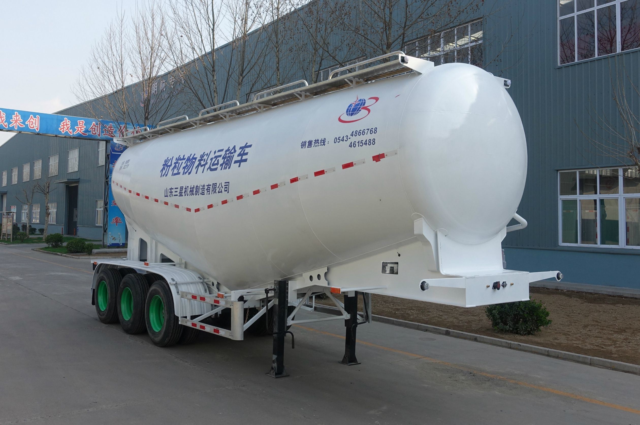 Factory Price 40cbm Tri-Axle Bulk Cement Tanker Trailer with 40000 Kgs Capacity